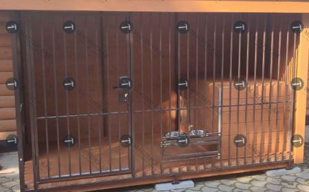 Стандартный недорогой вольер для собаки