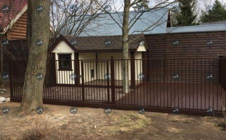 Вольер c открытой площадкой для выгула